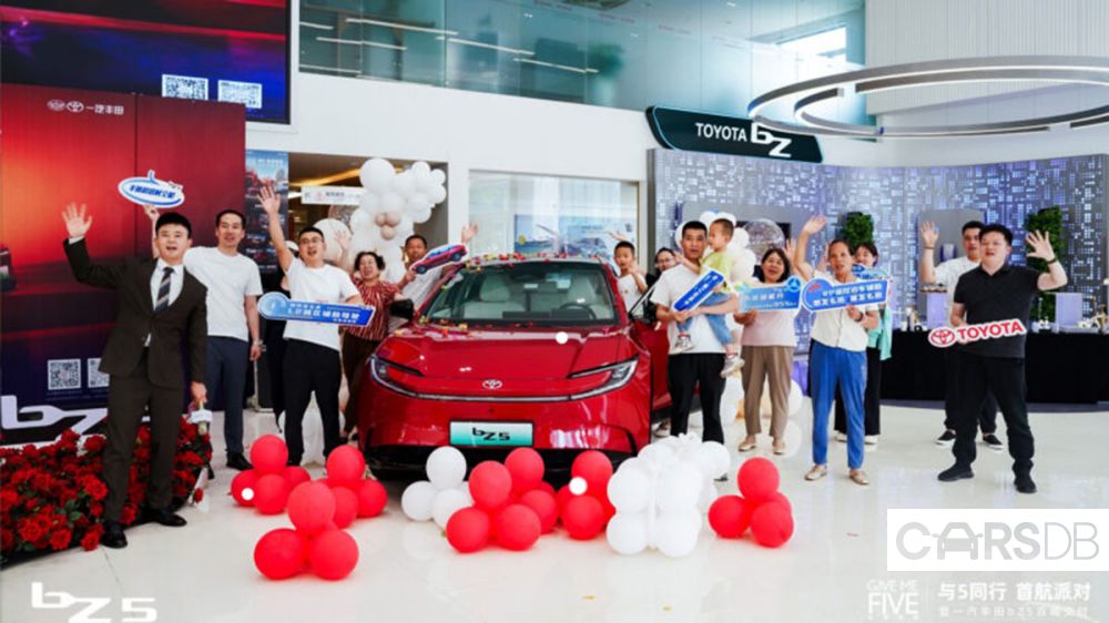 faw_toyota_bz5_deliveries-2-800x450.jpg