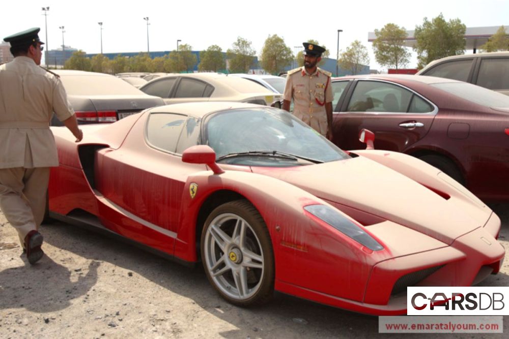 ferrai-dubai-1.jpg