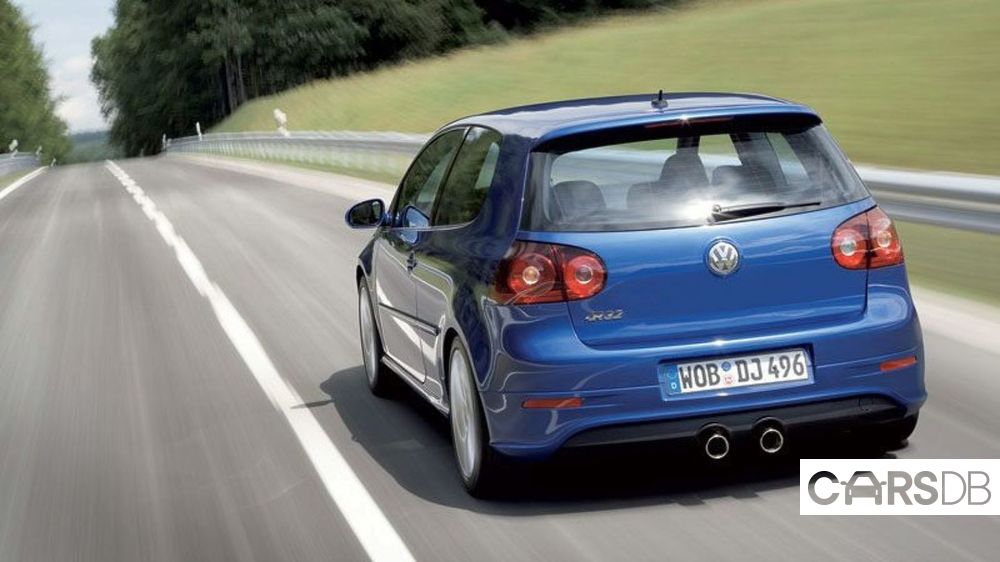 2005-67701-new-volkswagen-golf-r321.jpg
