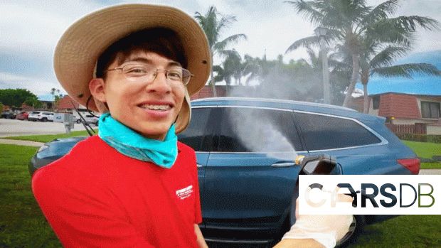 107288205-1692287737359-MM_Roblero_clean_011.gif