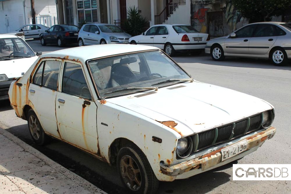 old-car.jpg
