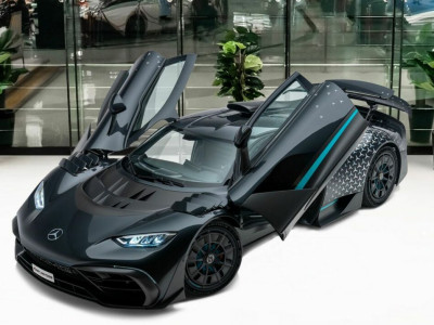 An anonymous collector in Dubai ordered a $2.45 million Mercedes-AMG One hypercar in 2020. Over the years he did not drive it even for a single mile and is now selling the limited edition car for $5.45 million.