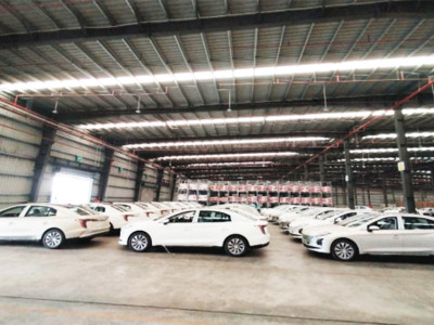 တရုတ်နိုင်ငံထုတ် EV ကား (၄၃) စီးနှင့် EV ဆိုင်ကယ် (၂၄၀) ကျော် ပြည်တွင်းဆိပ်ကမ်းတွေကို ထပ်မံရောက်ရှိ