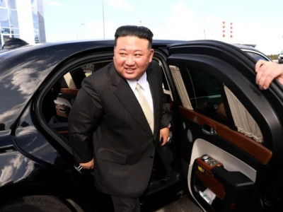 Putin gifts Kim Jong-un £350,000 bulletproof limo as thank-you for weapons as dictator’s luxury car collection revealed