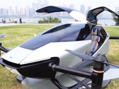 Watch as the world’s first flying car the Xpeng X2 completes cross-river flight