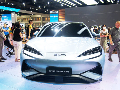 BYD lost its EV crown to Tesla after just one quarter as China’s EV market slumps
