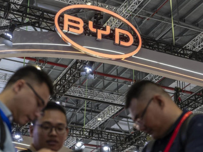 Warren Buffett’s Berkshire Hathaway dumps BYD shares following rise in trade tension over Chinese EVs
