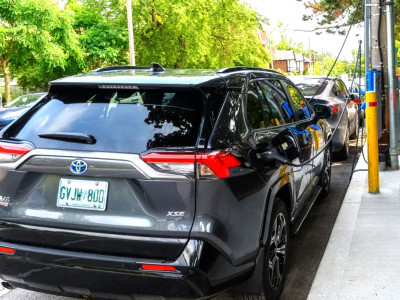 Canadian quarterly EV sales set records, defying global trends