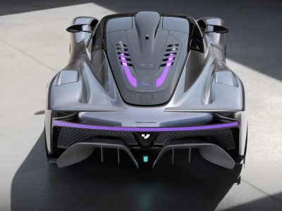 Chinese car brand unveils smart-driving car with an unbelievable design: 'I'd buy it on looks alone'