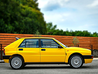 Roberto Baggio's Lancia Delta to be auctioned for charity