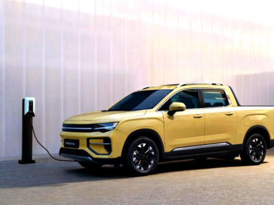 Automaker Geely unveils new 'super' pickup that's unlike anything you've ever seen: 'Not just another vehicle in the market'