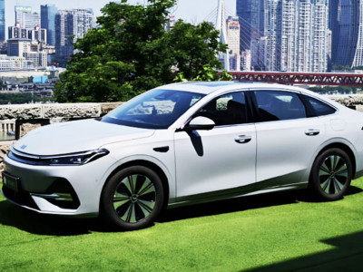 Geely Galaxy A7 EM-i introduces Leishen AI Hybrid 2.0 with 2,100 km range & 47.26% thermal efficiency