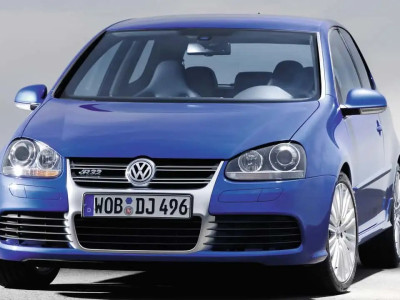 Bugatti ၏ သူဌေးစီးသော Volkswagen Golf R32 အကြောင်း
