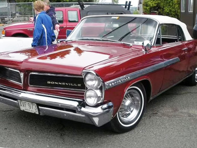 Vanilla ရေခဲမုန့်စားရင် စက်နှိုးလို့မရတဲ့ Pontiac ကားတစ်စင်းရဲ့ ဖြစ်ရပ်မှန် ဇာတ်ကြောင်း